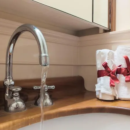 Heart - Patio Parking Ac Wif *